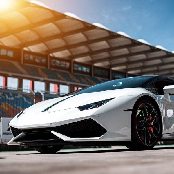 Car Rental WordPress Theme 3 Car 5