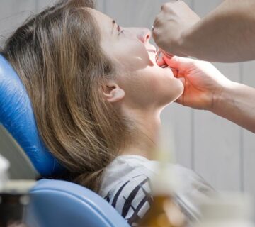 Dentist WordPress Theme 21