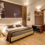 Hotel WordPress Theme 98