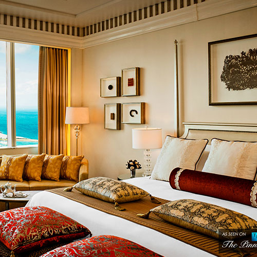 Hotel WordPress Theme 66