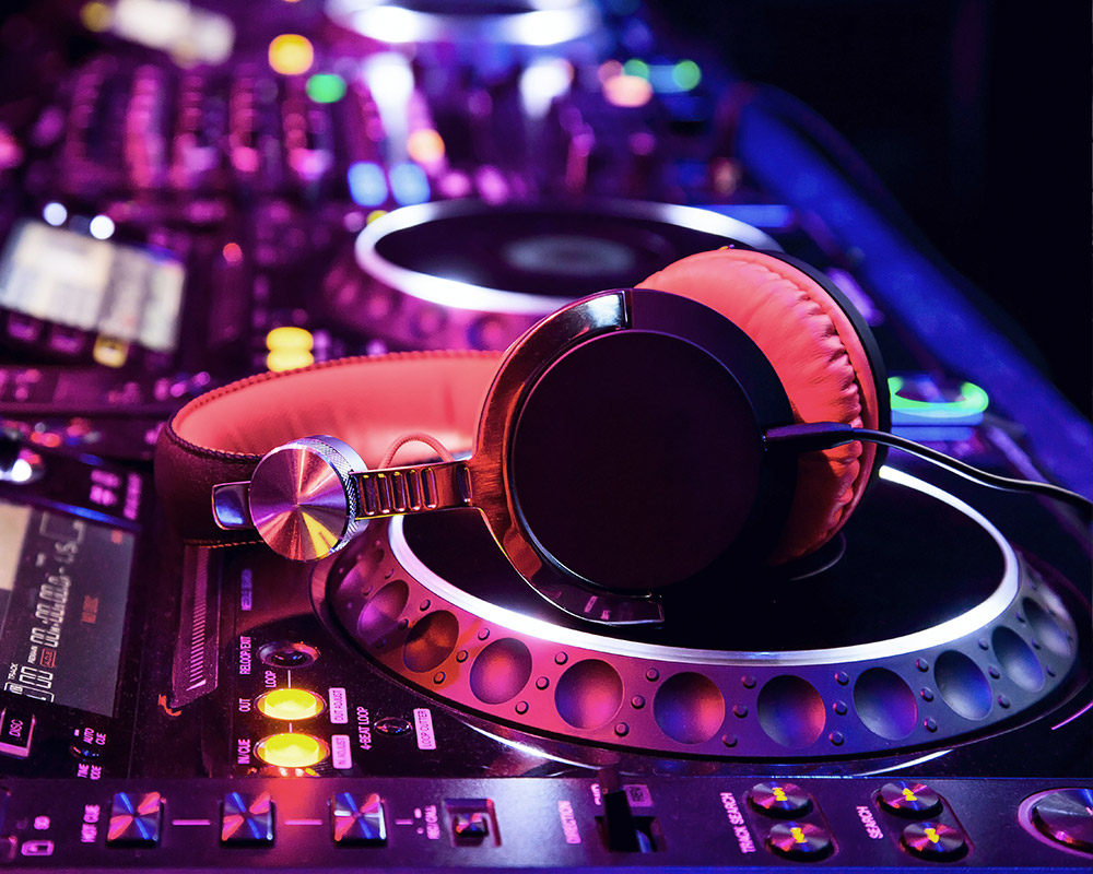 Music and Band WordPress Theme 90