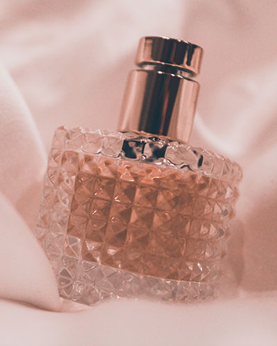 Perfume Shop WordPress Theme 2